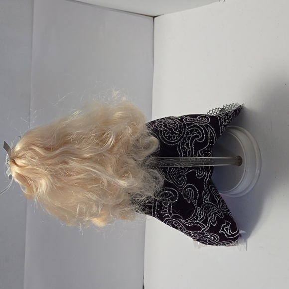 1997 Princess Barbie - Picture 4 of 4